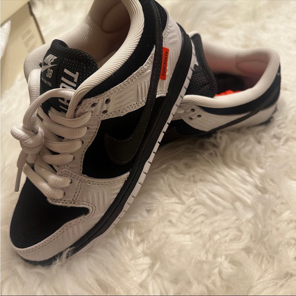 Nike SB Dunk Low